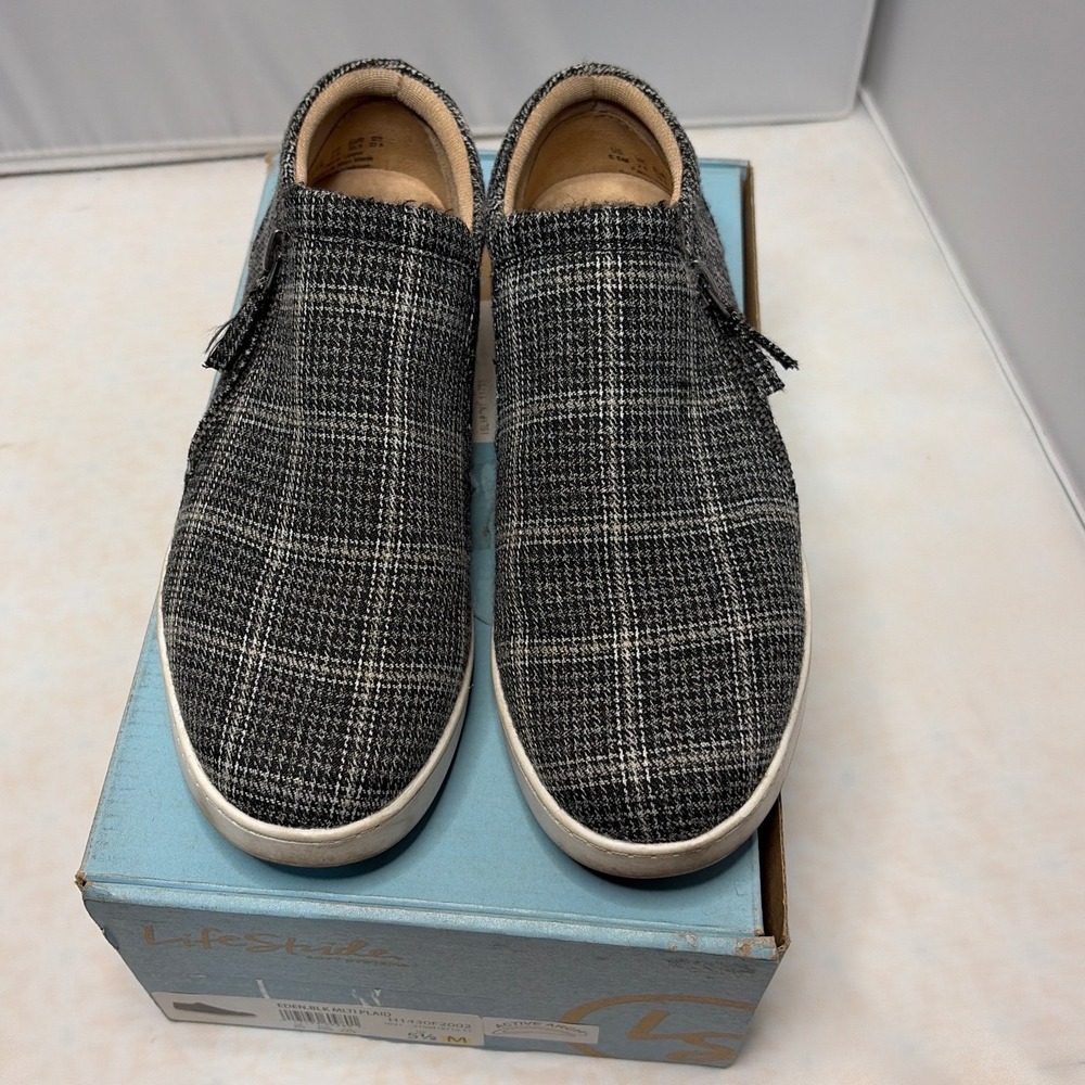 LifeStride Eden Black Multi Plaid Zipper Slip On Sneakers H1430F2002 Womens 5.5M